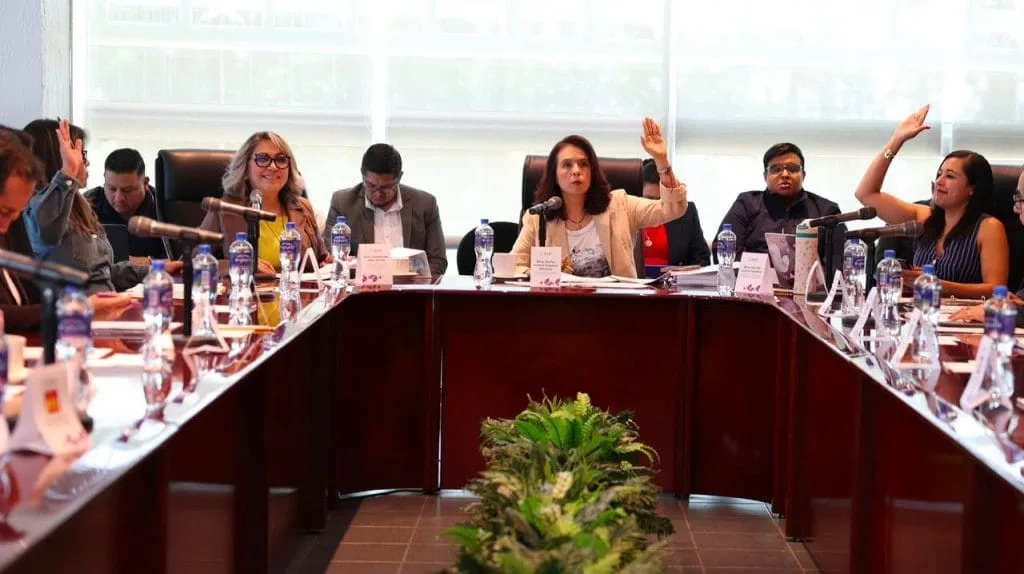 Finanzas frena pretensión del IEEM: Le aprueba 262 mdp y le ‘recorta’ casi 100 mdp