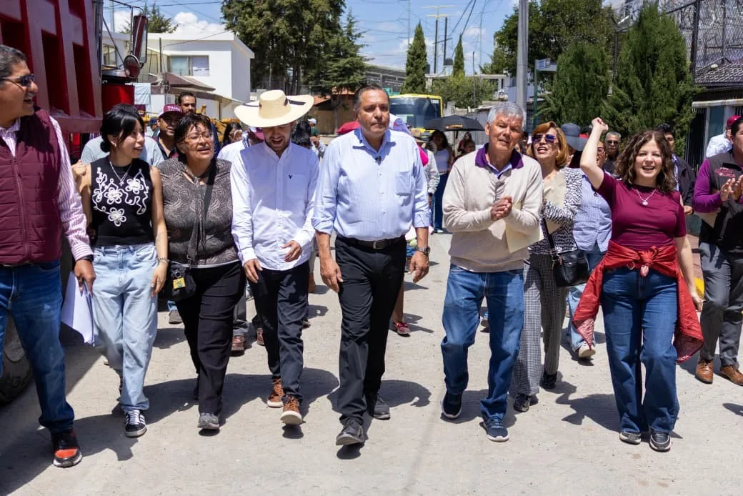Avanza pavimentación de 9 calles históricamente olvidadas en Toluca