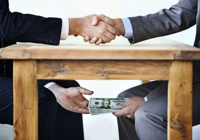 Corrupción y burocracia: el costo de hacer un trámite en la entidad mexiquense