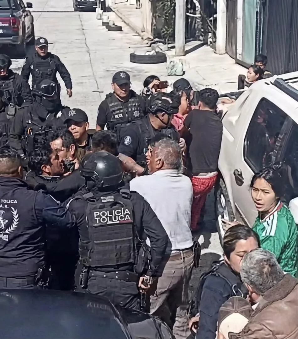 Zafarrancho en San Pedro Totoltepec deja policías y actuarios agredidos