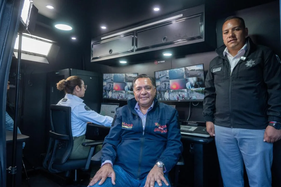 Refuerza Ricardo Moreno seguridad en Toluca con dos Centros de Mando móviles C4