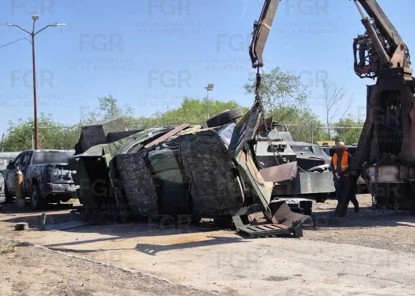 Destruye FGR 25 vehículos con blindaje artesanal en Tamaulipas
