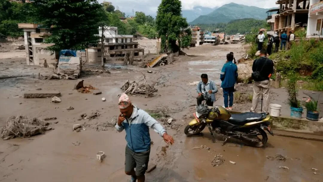 Tragedia en Nepal: inundaciones dejan decenas de muertos y cientos de desaparecidos