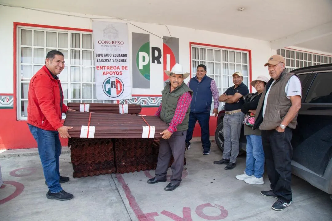 Fortalece Eduardo Zarzosa economía de familias de San Felipe del Progreso