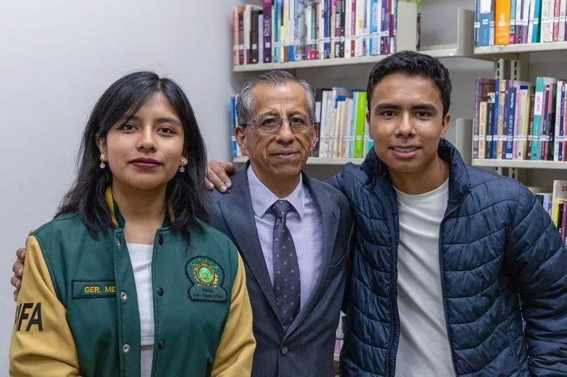 De la UAEMéx a Singapur: Geraldine y Óscar conquistan las matemáticas