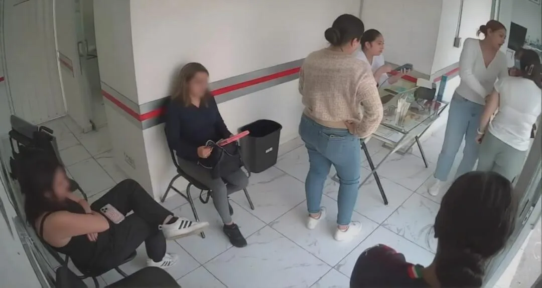 Agresión a personal de salud en clínica de la Cruz Roja en Toluca genera rechazo y llamados a la justicia