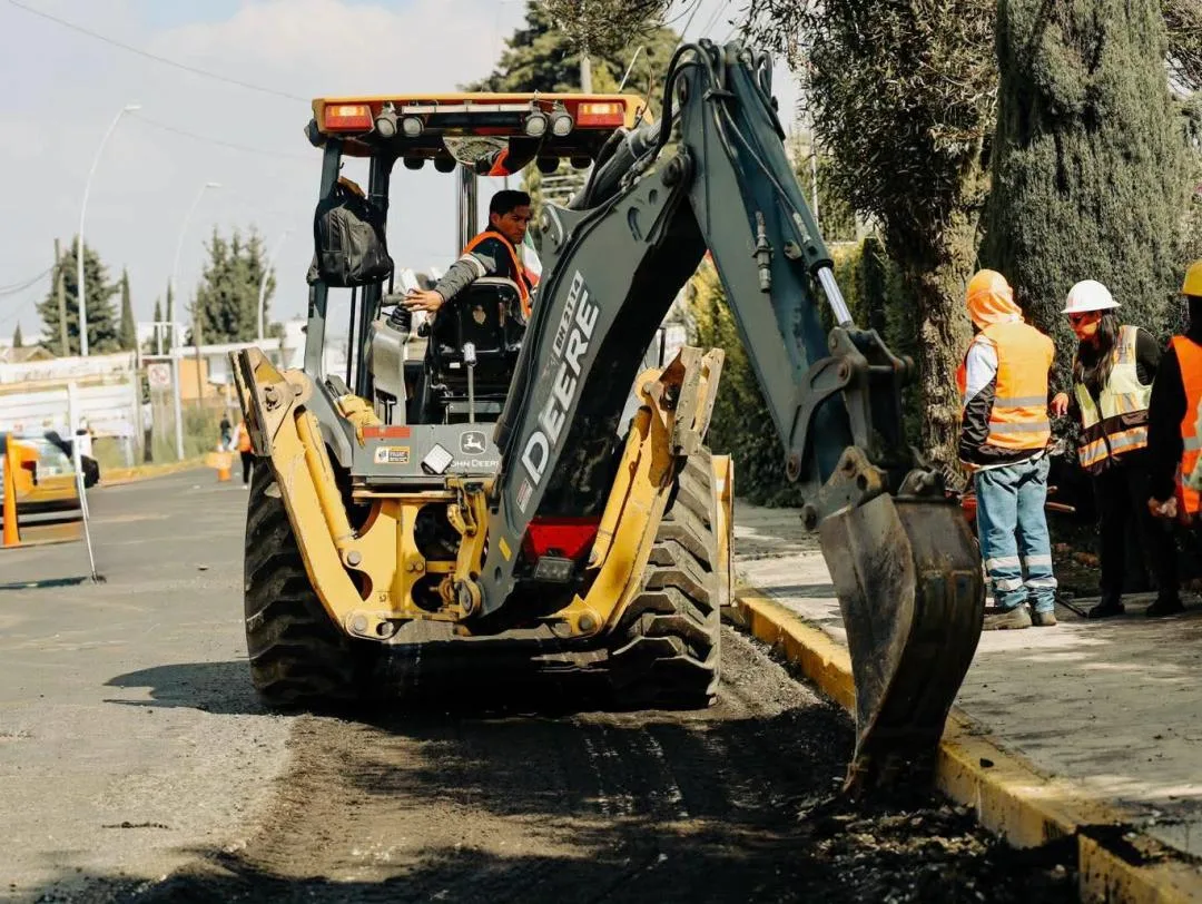 Arranca rehabilitación vial en Paseo San Isidro; priorizan movilidad en el corazón de Metepec