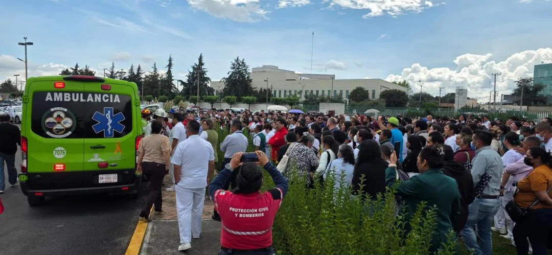 Protección Civil controla contingencia por gas LP en Hospital Adolfo López Mateos