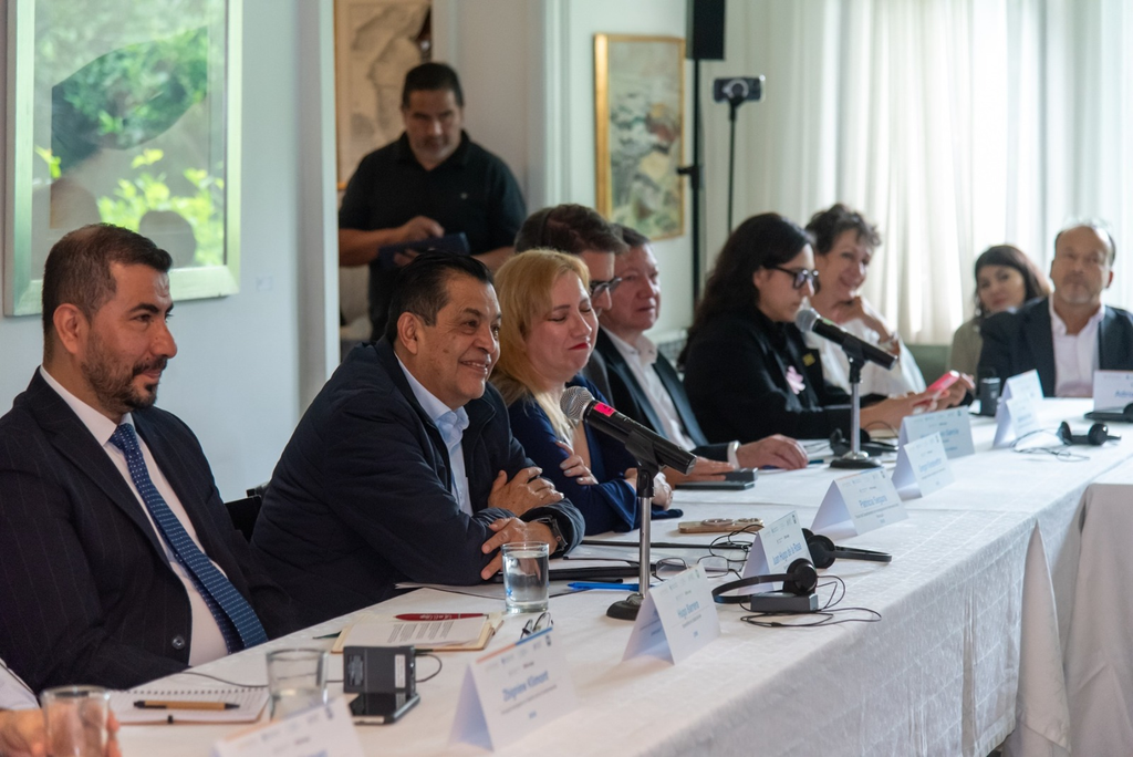 Edomex impulsa electromovilidad para mejorar el aire