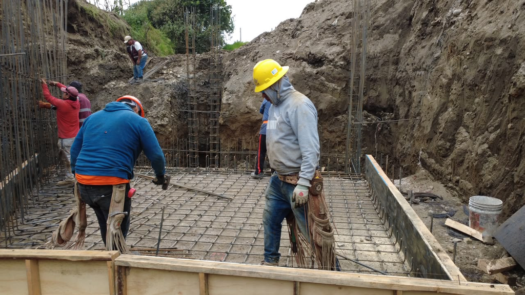Constata Ricardo Moreno avance en la obra del colector Las Jaras resolverá problemas de movilidad