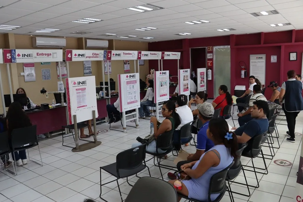 Jóvenes podrán adelantar su trámite para obtener Credencial para Votar