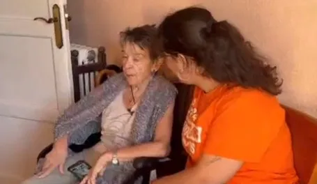 Desalojan a Maricarmen, de 87 años, tras vivir 71 años en su casa de Madrid