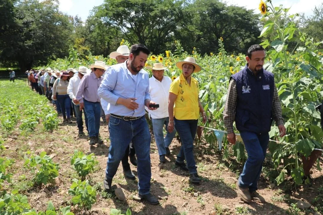 Ciencia y campo despiertan vocaciones entre estudiantes de Tejupilco
