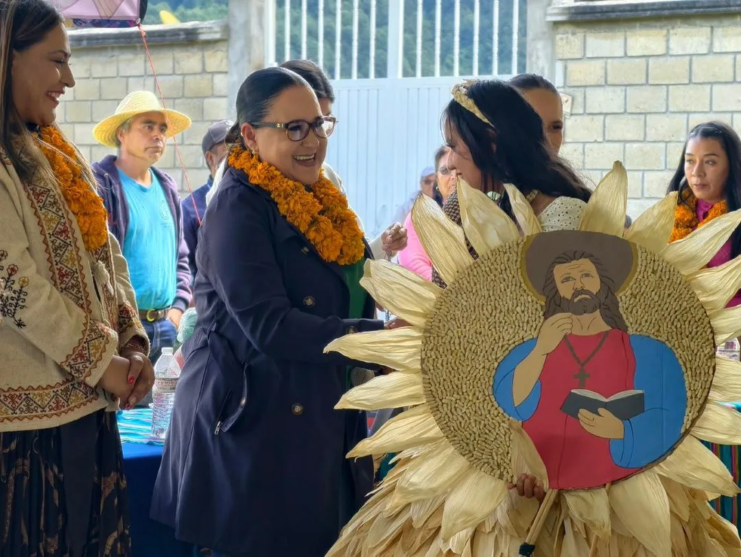 Estudiantes de telebachillerato  reconocen al maíz como el símbolo de sus raíces y de arraigo familiar en Temascaltepec