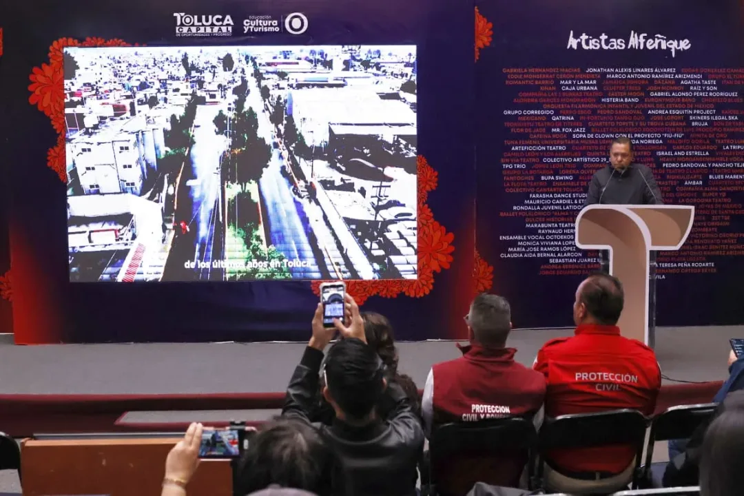 Avanza rehabilitación de calles en Toluca; Diablo Dragón interviene vialidades de Santa Ana Tlapaltitlán