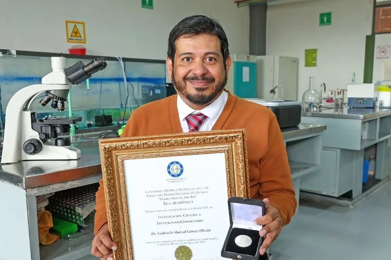 Leobardo Gómez Oliván, académico de la UAEMéx, ganó el Premio Nacional de Química 2026