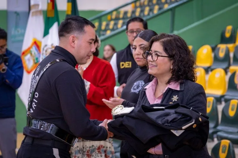 Destacan siete décadas de disciplina y tradición del contingente universitario de la UAEMéx