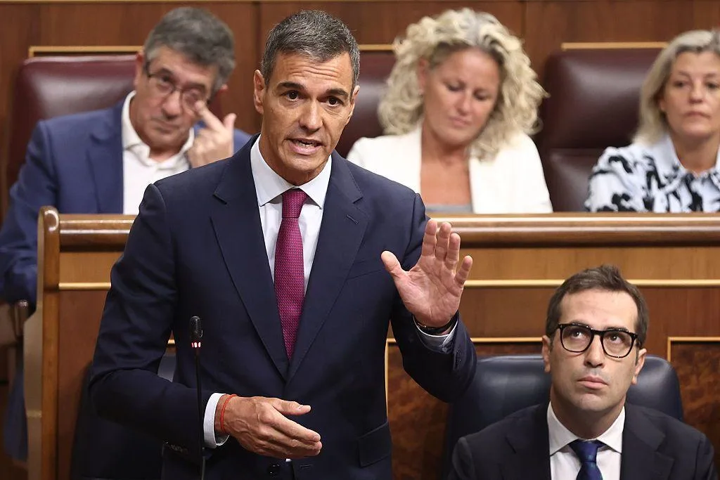 España suspende el voto de 163 mil ciudadanos acogidos a la “ley de nietos”
