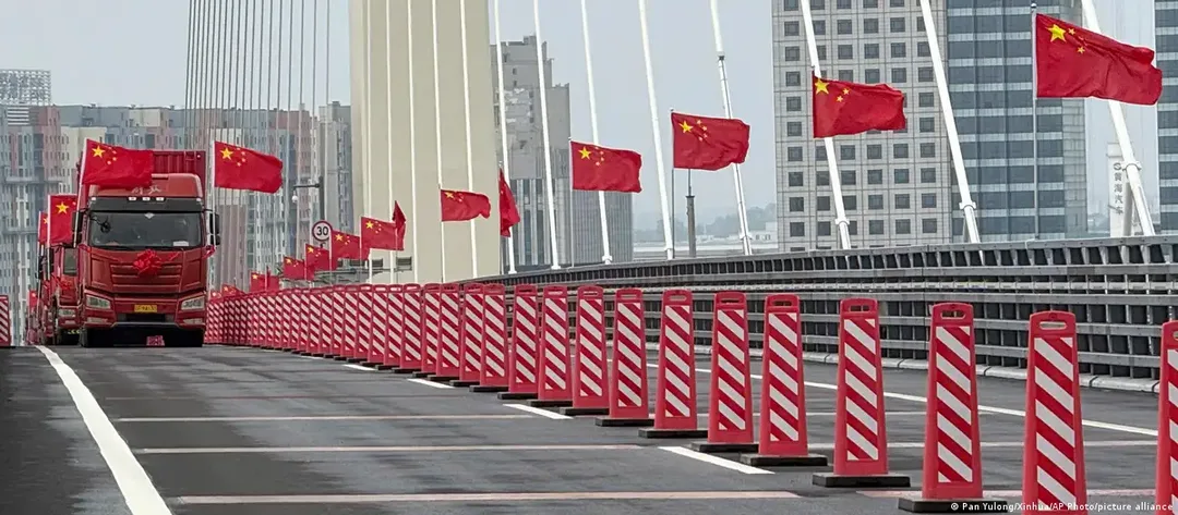 China y Corea del Norte inauguran puente para reactivar el comercio bilateral