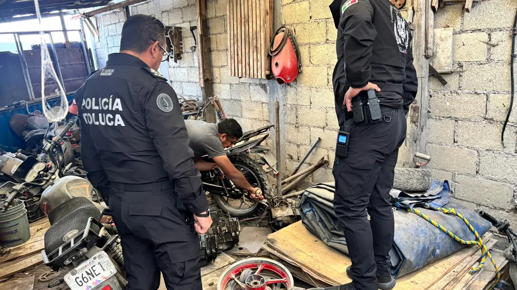 Recuperan en Toluca 571 vehículos robados, hay 354 detenidos