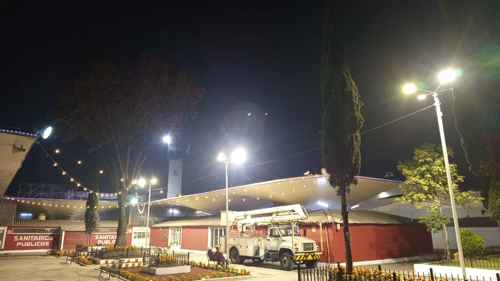 En Toluca: Luce imagen renovada la explanada del Mercado de Juárez