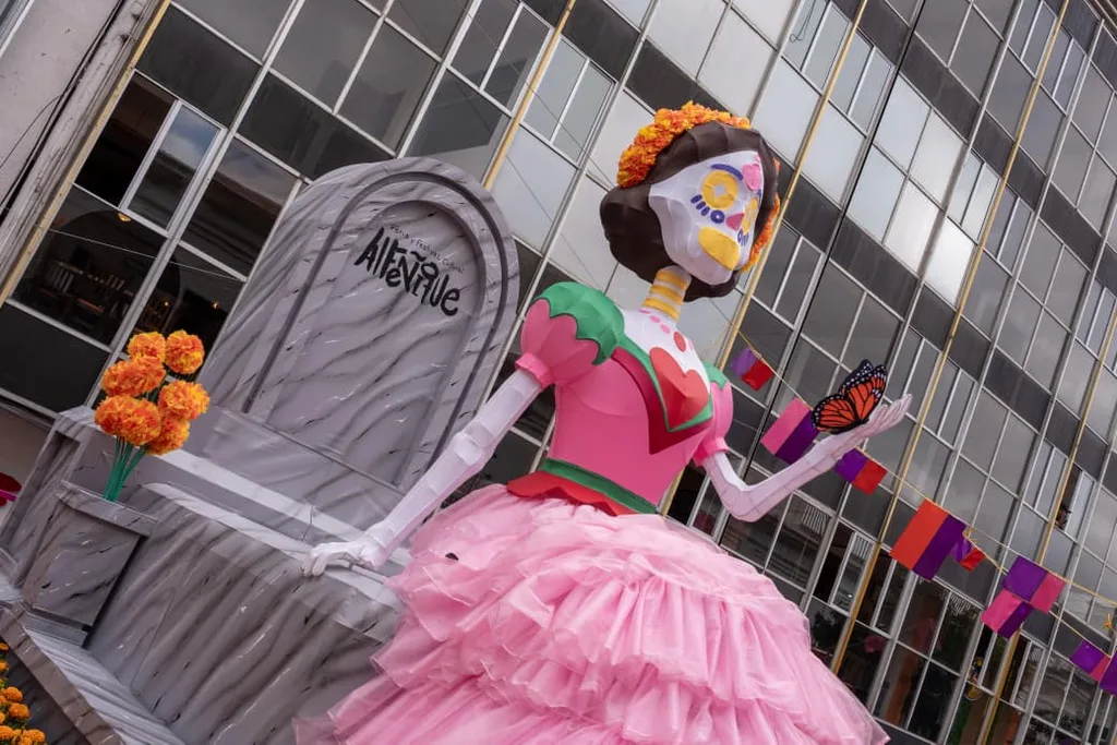 Toluca se llena de tradición y sabor con la fiesta del alfeñique